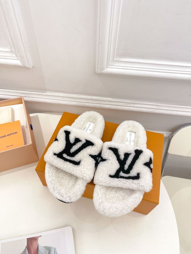 Louis Vuitton Slippers